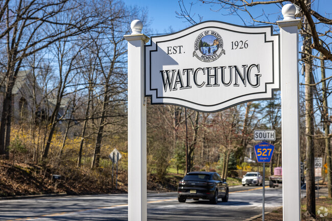 Welcome to wonderful Watchung, a beautiful borough in Somerset County, New Jersey.