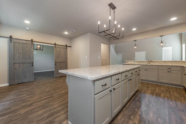 2847 Papa Bear Dr, College Station, TX 77845 - photo 2