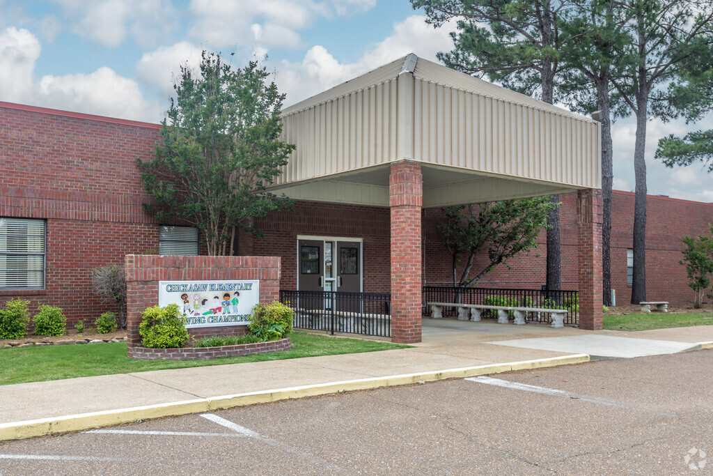 Chickasaw Elementary School is located in northeast Olive Branch.
