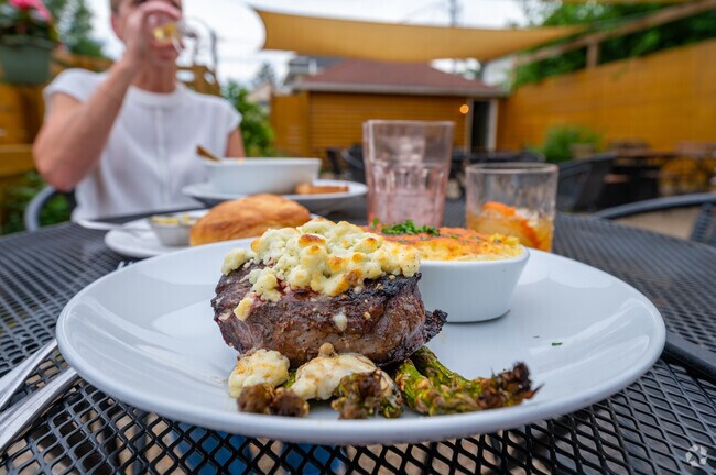 Ophelia's is the top spot in the North Highlands area for fine dinning.