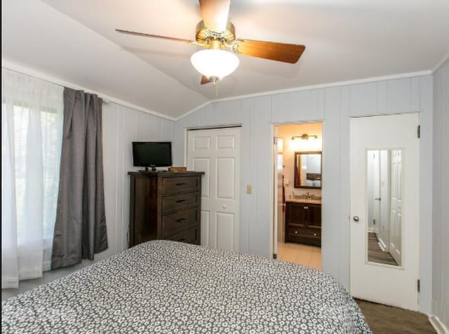 121 Carolina Dr unit 121, Tryon, NC 28782 - photo 6