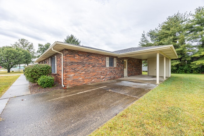 2017 Erin Ct unit 3016 Anthony, Huntingburg, IN 47542 - photo 4