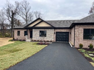 102 Twin Oaks Dr, Bardstown, KY 40004