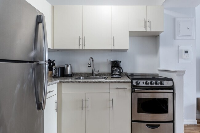 417 E 83rd St unit ID1013716P, New York, NY 10028 - photo 7