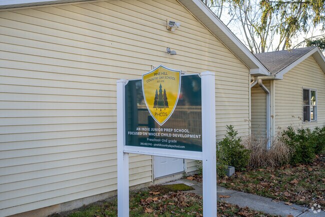 Welcome to Fort Wayne's Pine Hill Country Day School.