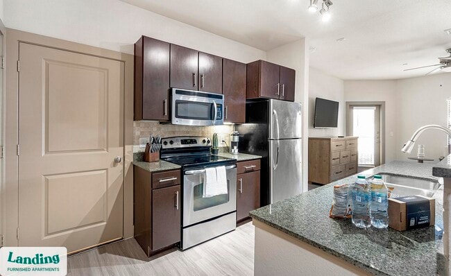 2056 Sundance Pkwy unit 5106, New Braunfels, TX 78130 - photo 6