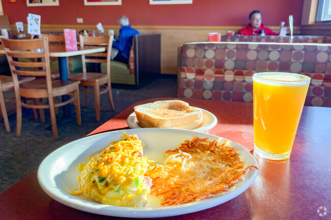 Baker's Square is the perfect restaurant for breakfast, lunch, dinner, and dessert!