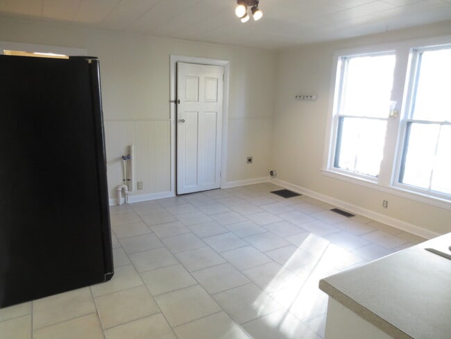 31 March St, Bangor, ME 04401 - photo 5