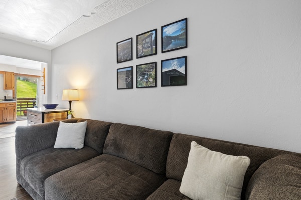 0 Spanish Manor unit 4 Spanish Manor, Wheeling, WV 26003 - photo 3