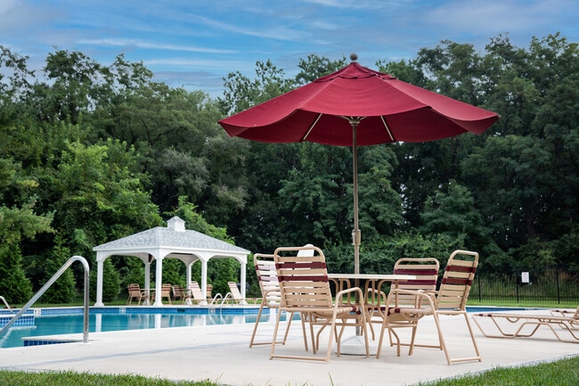 Carlton Apartments, Ewing, NJ 08618 - photo 3