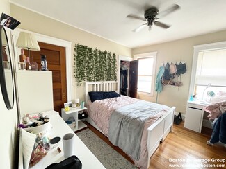 18 Romsey St Unit 3, Boston, MA 02125