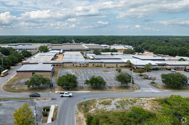 Holley-Navarre Intermediate School