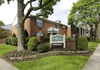 38 Shady Ln, Little Falls, NJ 07424