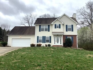 210 Cody Ct, Clarksville, TN 37043