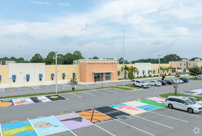 Pineapple Cove Classical Academy offers college prepratory type education.