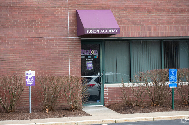 Welcome to Fusion Academy in Hingham.