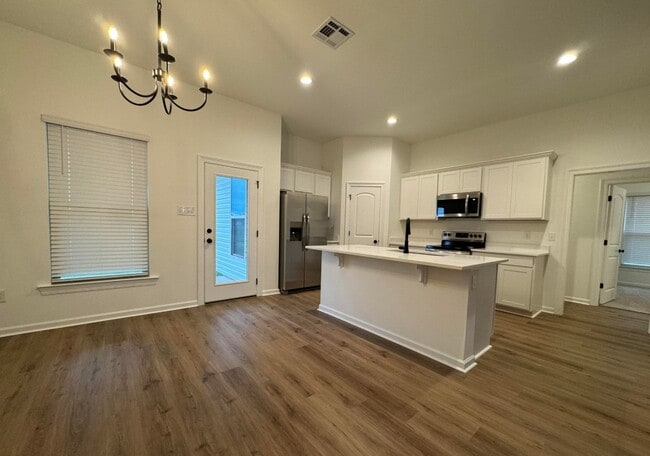 13119 Hawk Creek St, Gonzales, LA 70737 - photo 4