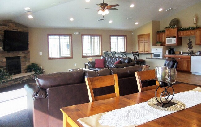 Lamplight Phase I, Kaukauna, WI 54130 - photo 5