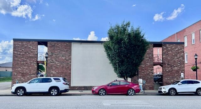 1340 4th Ave unit 10, Huntington, WV 25701 - photo 3