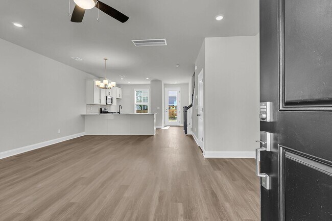 826 Alma Square Dr, Moncks Corner, SC 29461 - photo 5