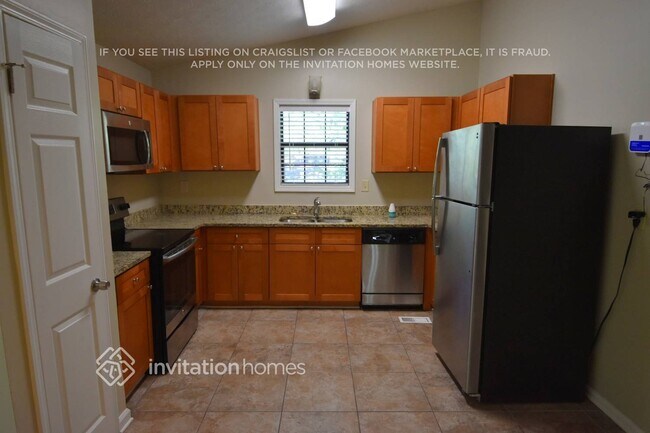 373 Rustic Ridge Cir, Lawrenceville, GA 30043 - photo 3