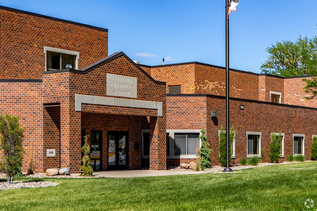 Gehlen Catholic Schools Gehlen Catholic Schools offers private school options from elementary through high school.