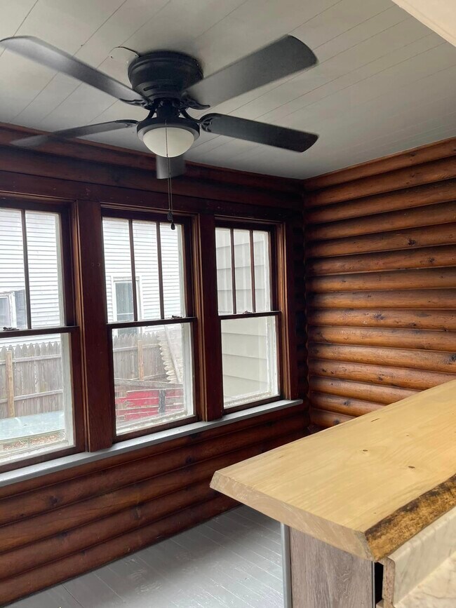 308 5th St unit 2, Ludington, MI 49431 - photo 7