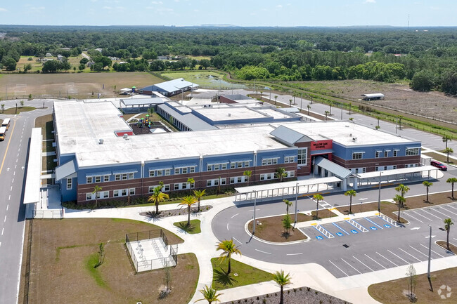 Willow oak is located just outside of Mulberry, and has all the latest tech.