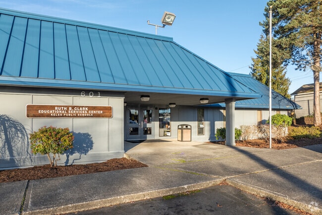 Kelso School District, rated B-minus on Niche, is a major employer in the city.