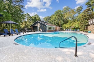 8 Cumberland Way SE, Smyrna, GA 30080