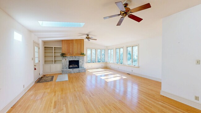 7235 Duval Ave, Gloucester, VA 23061 - photo 2