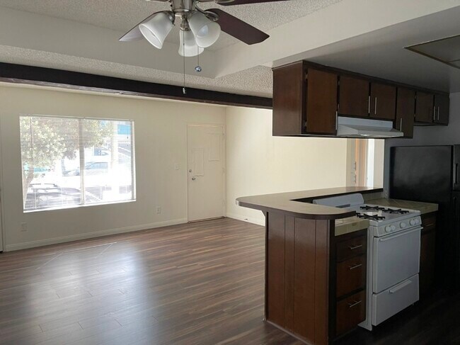 1411 Manhattan Ave unit B, Manhattan Beach, CA 90266 - photo 4