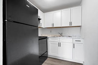 102 S West St Unit 1, Alexandria, IN 46001