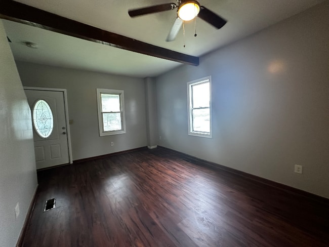 7315 Windsor Mill Rd, Windsor Mill, MD 21244 - photo 2