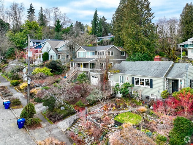 Row of homes in Seward Park.