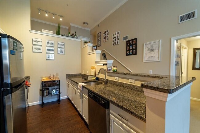 The 903 Residences At Providence Place, Providence, RI 02903 - photo 6