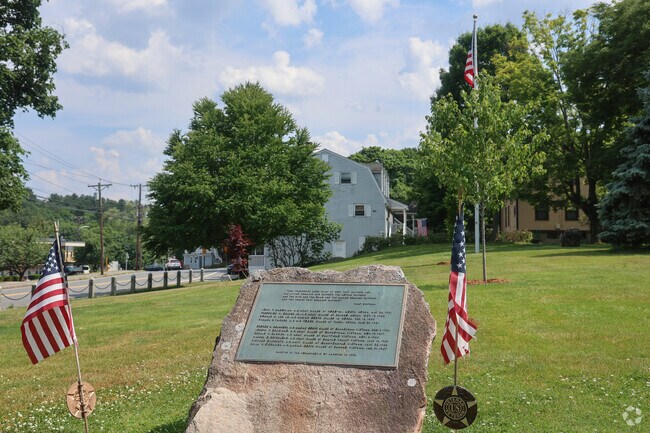 War memorials are found on the common in Ballardvale.
