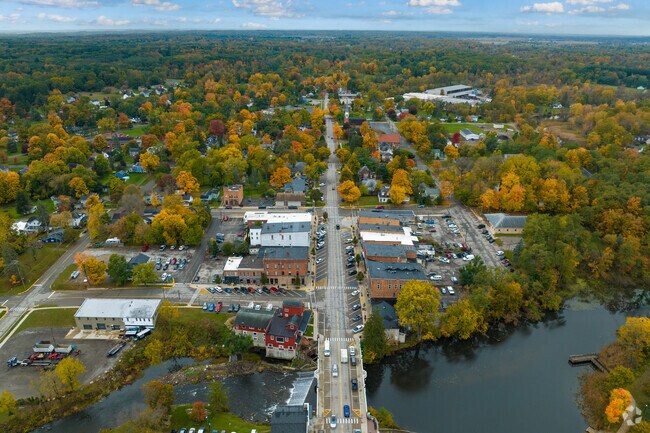 A view of downtown Manchester, MI looking west, E Main St.