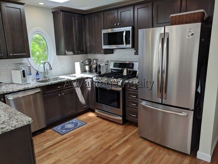 72 6th St unit 2, Cambridge, MA 02141 - photo 4