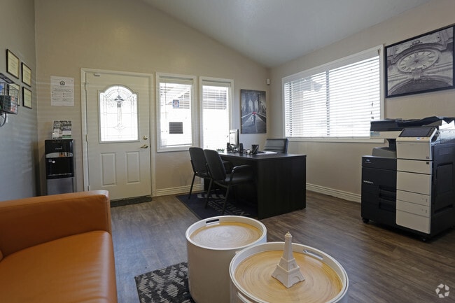 Tempe Park Place, Tempe, AZ 85282 - photo 3