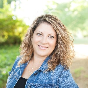 Leslie Glover