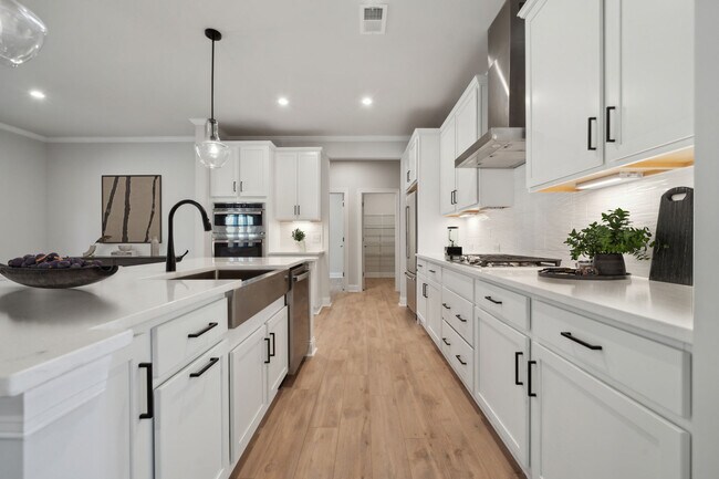 6608 Potter Rd unit 36395974, Matthews, NC 28104 - photo 6