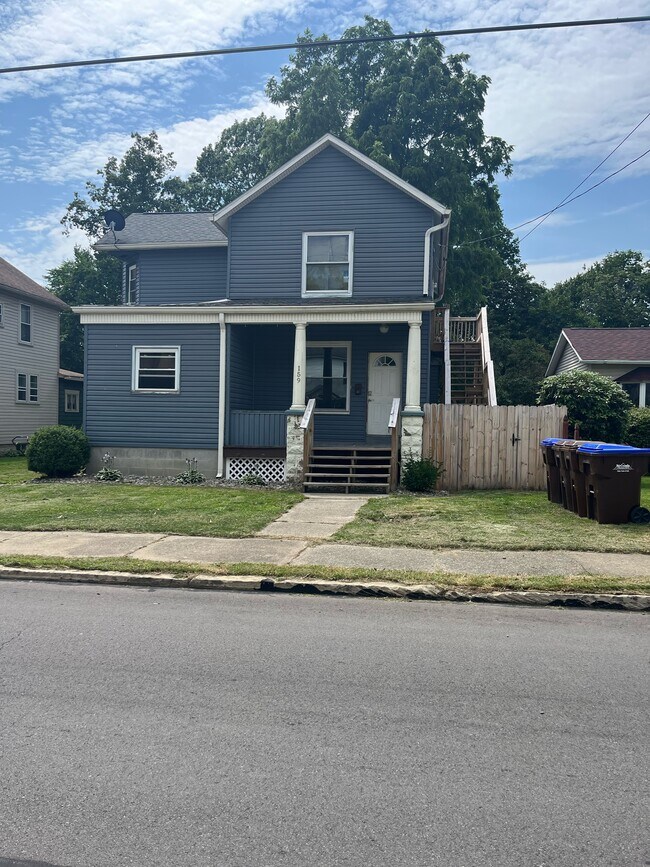 159 Jefferson Ave unit 201, Sharon, PA 16146 - photo 2