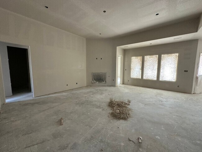 436 Texas Sage Trail, Weatherford, TX 76085 - photo 4