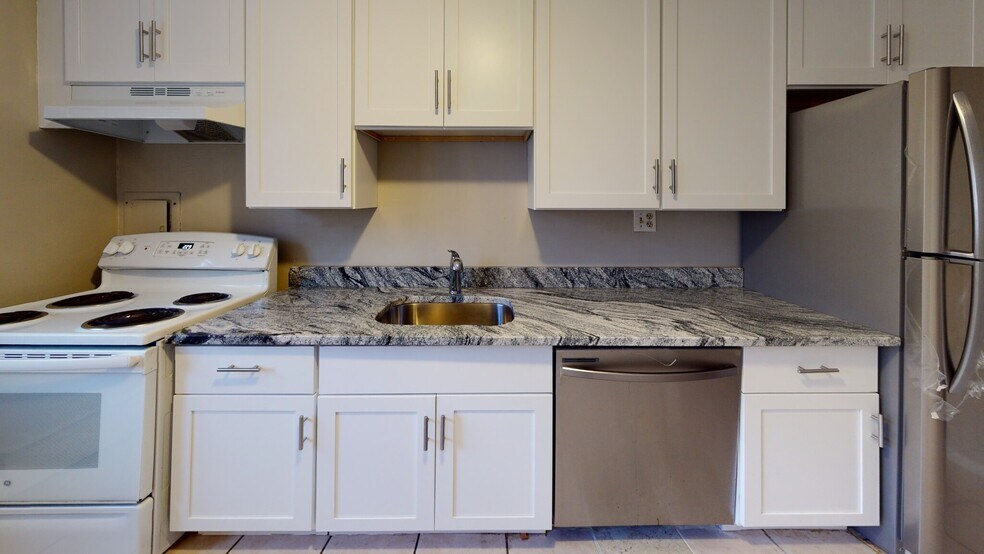 51 Colborne Rd, Brighton, MA 02135 - photo 1