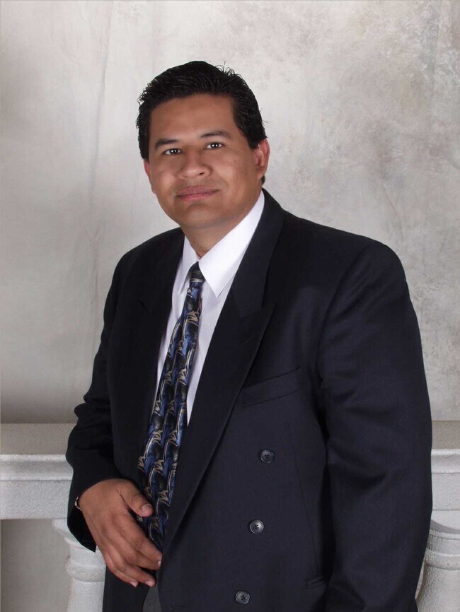 Agent Photo