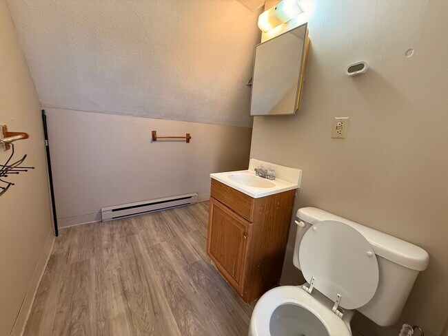 25 Holman St unit 3, Attleboro, MA 02703 - photo 5