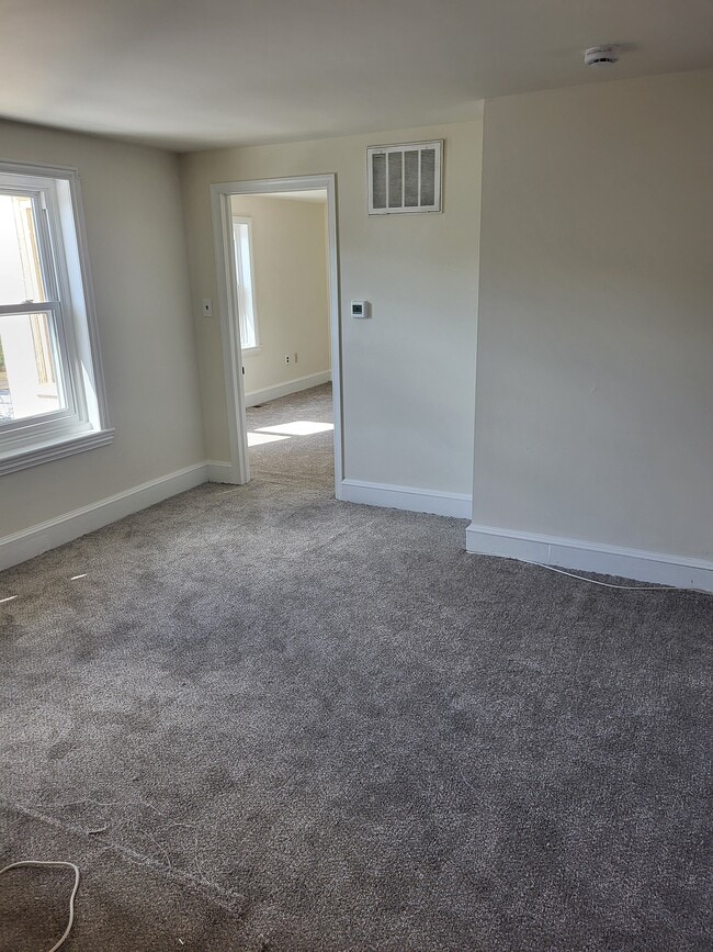 Living room/dining room