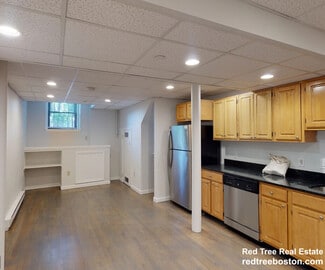 77 Park Dr Unit D, Boston, MA 02215