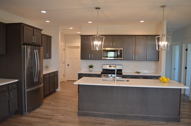 306 NW 3rd St, Monroe, WI 53566 - photo 4